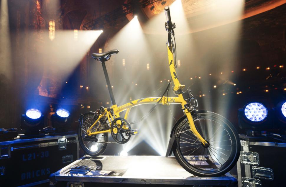 Foo Fighters Brompton.PNG