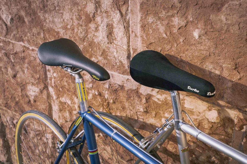 SELLE ITALIA_2024_FLITE 1990 - TURBO 1980_action1