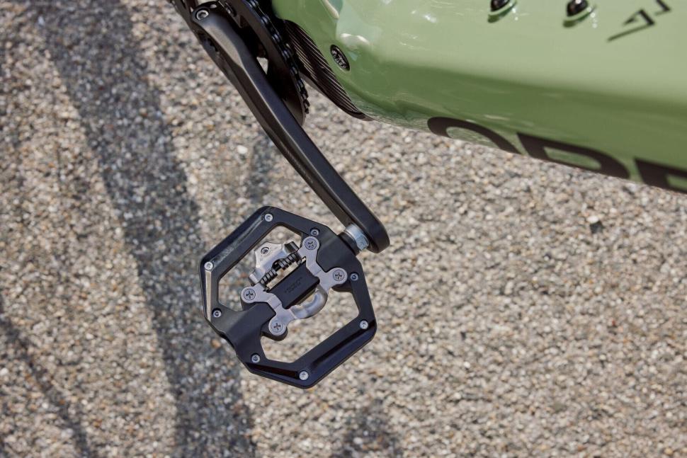 Shimano PD-EH510 pedals 2026 on bike 2