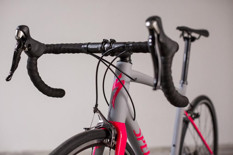 specialized allez 2018 1.jpg