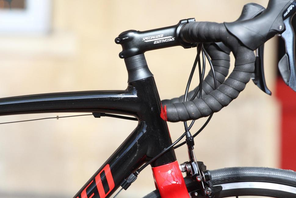 Specialized Allez E5 - head tube.jpg