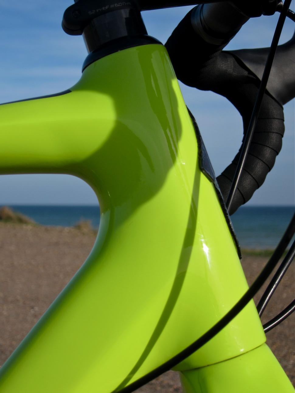 Specialized Diverge Comp Carbon - Headtube.jpg