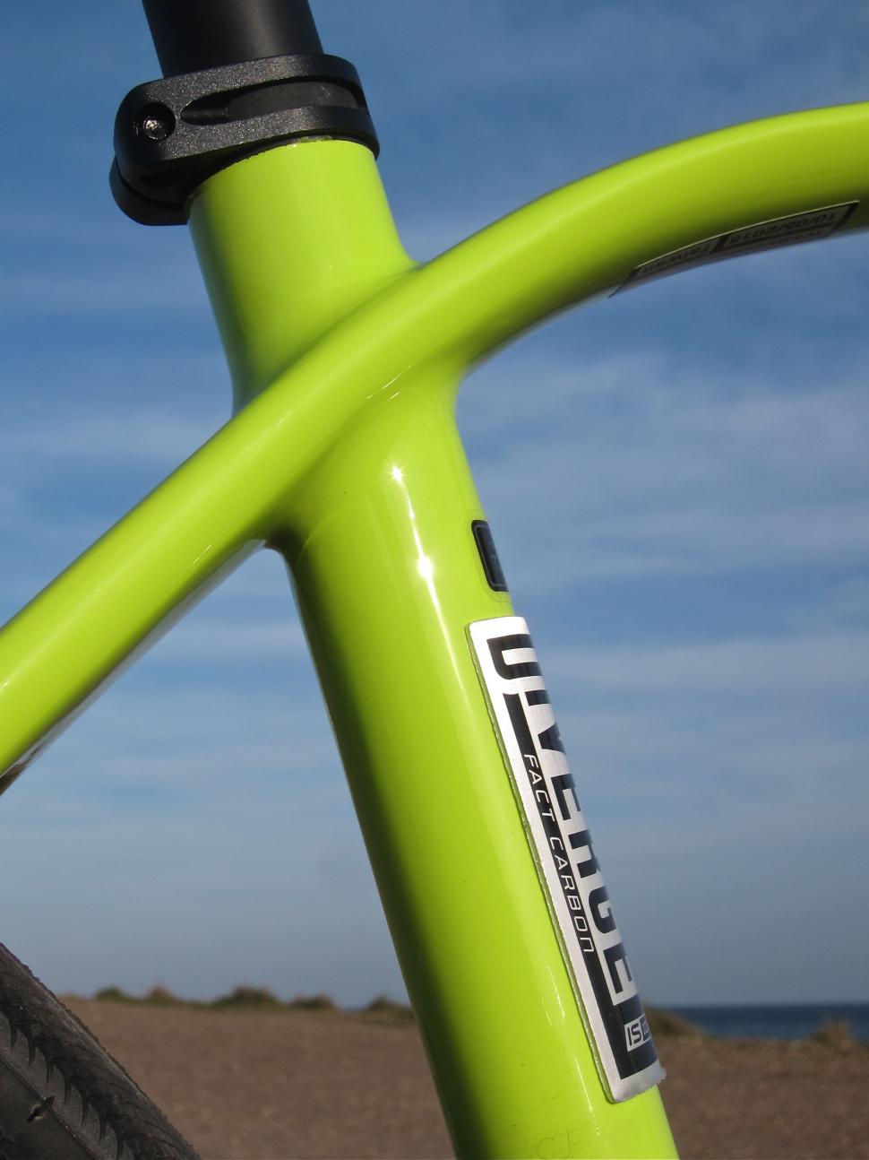 Specialized Diverge Comp Carbon - Side Bend.jpg
