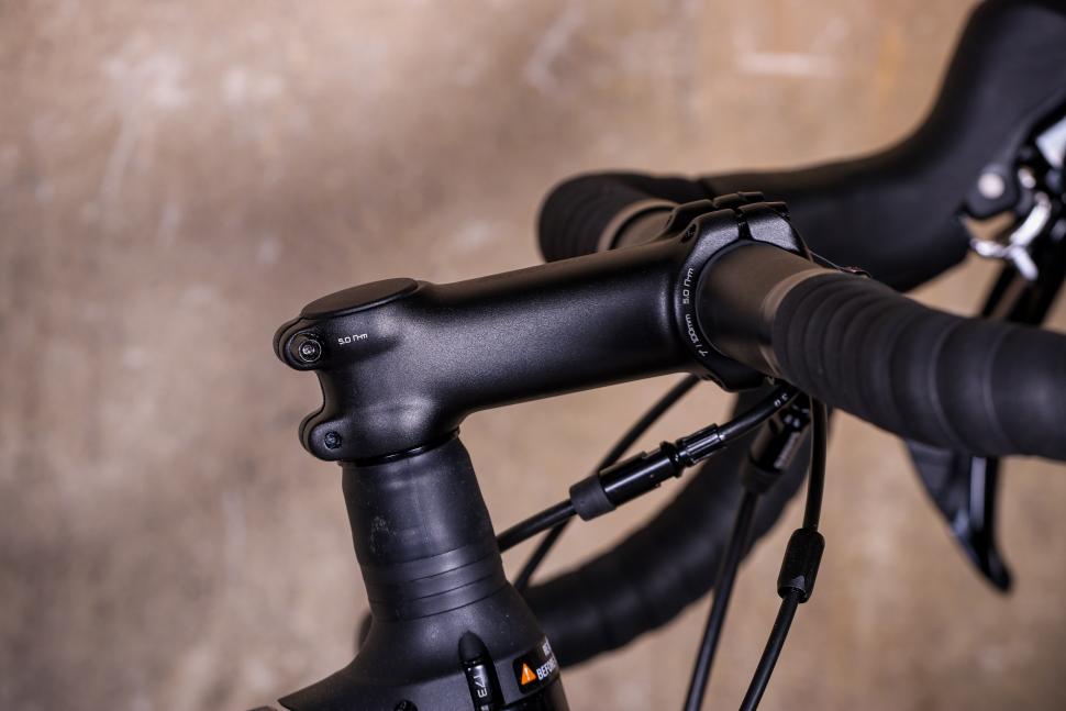 Specialized Diverge Comp E5 - stem.jpg
