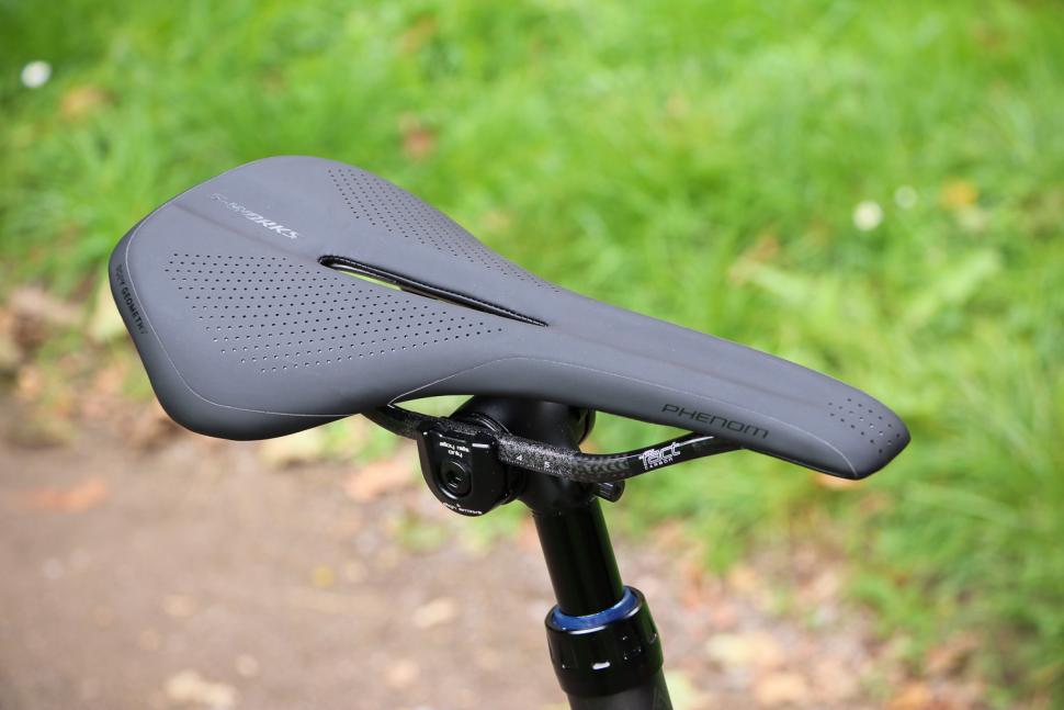 Specialized S-Works Diverge - saddle.jpg