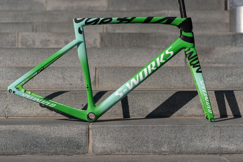 specialized tarmac green jersey edition 2 - via cyclingimages