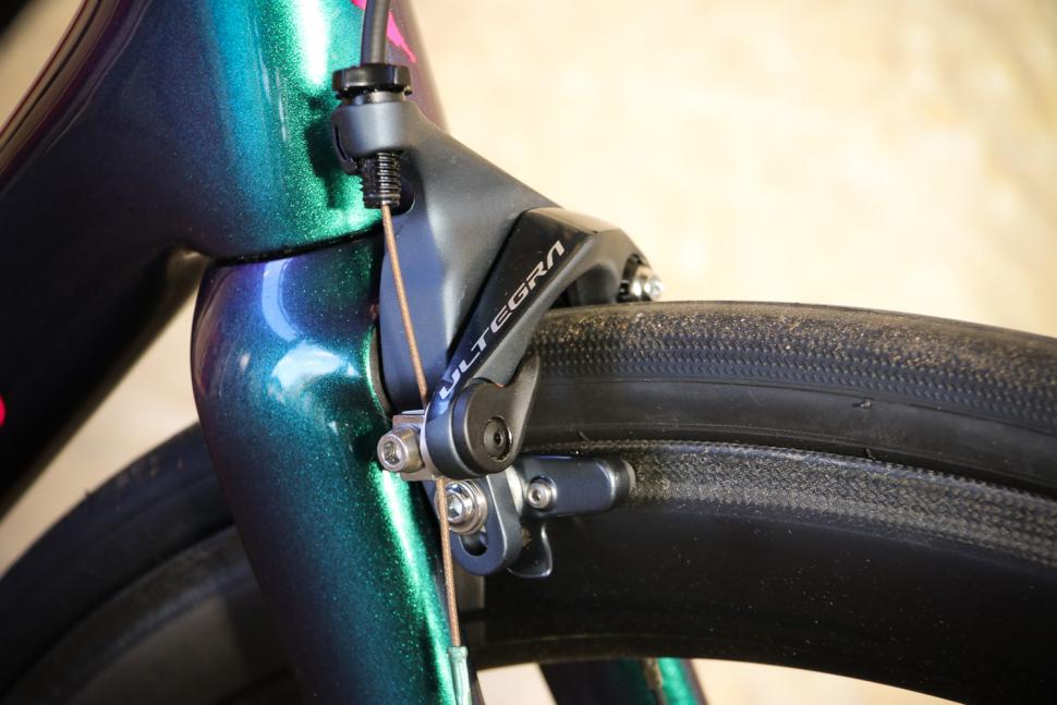 Specialized Tarmac SL 6 Pro - front brake.jpg
