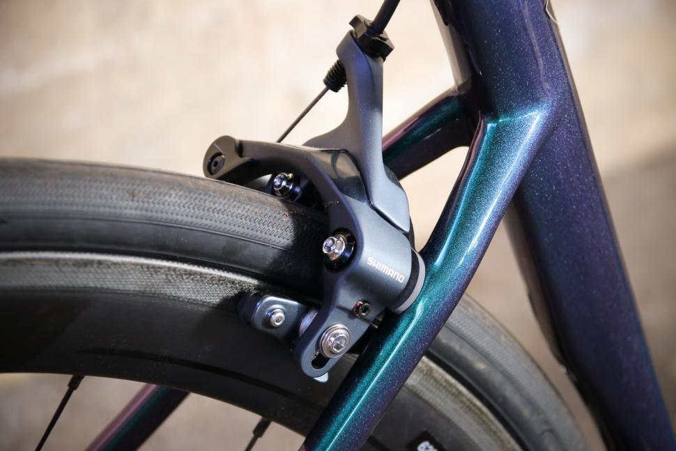 Specialized Tarmac SL 6 Pro - rear brake.jpg