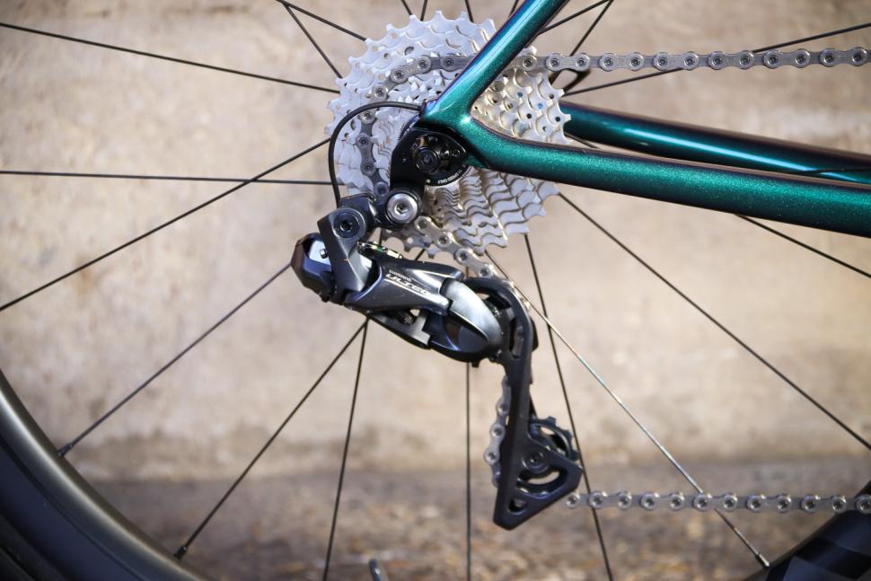 Specialized Tarmac SL 6 Pro - rear mech.jpg