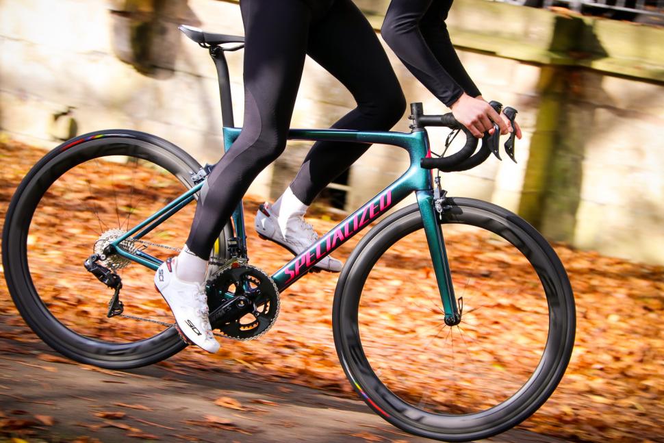 Specialized Tarmac SL 6 Pro - riding 3.jpg
