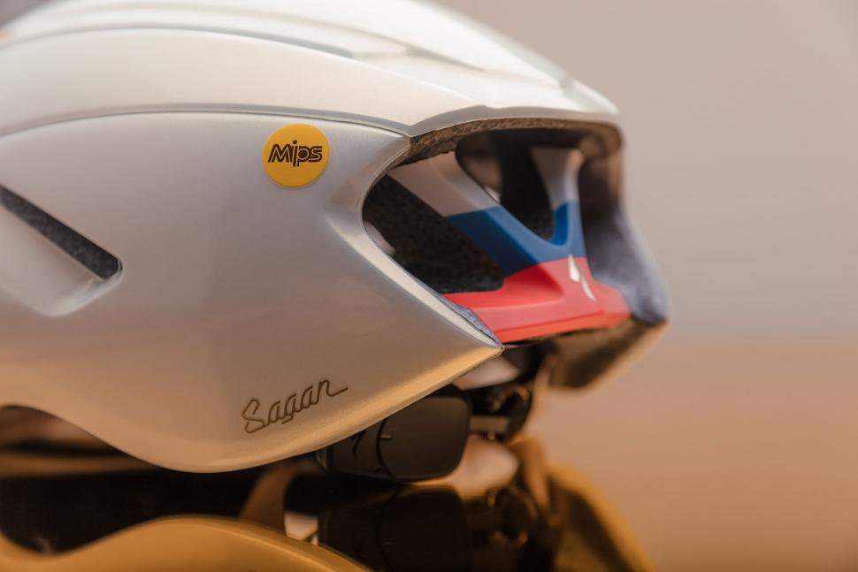 Specialized_Sagan-Collection_Evade-Helmet_Detail