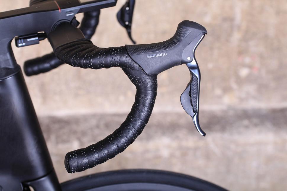 SpeedX Leopard Pro - bar and shifter.jpg