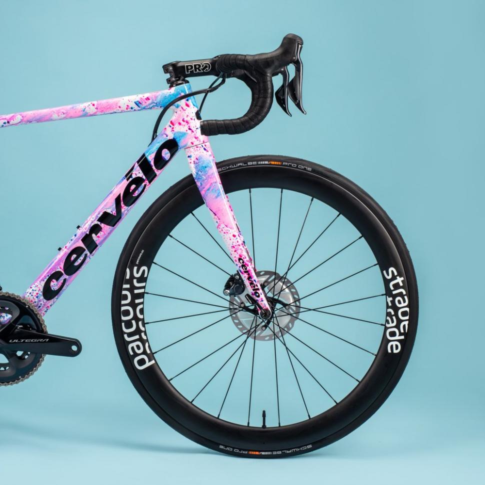 Chris Hall Cerv&eacute;lo R3 raffle 6