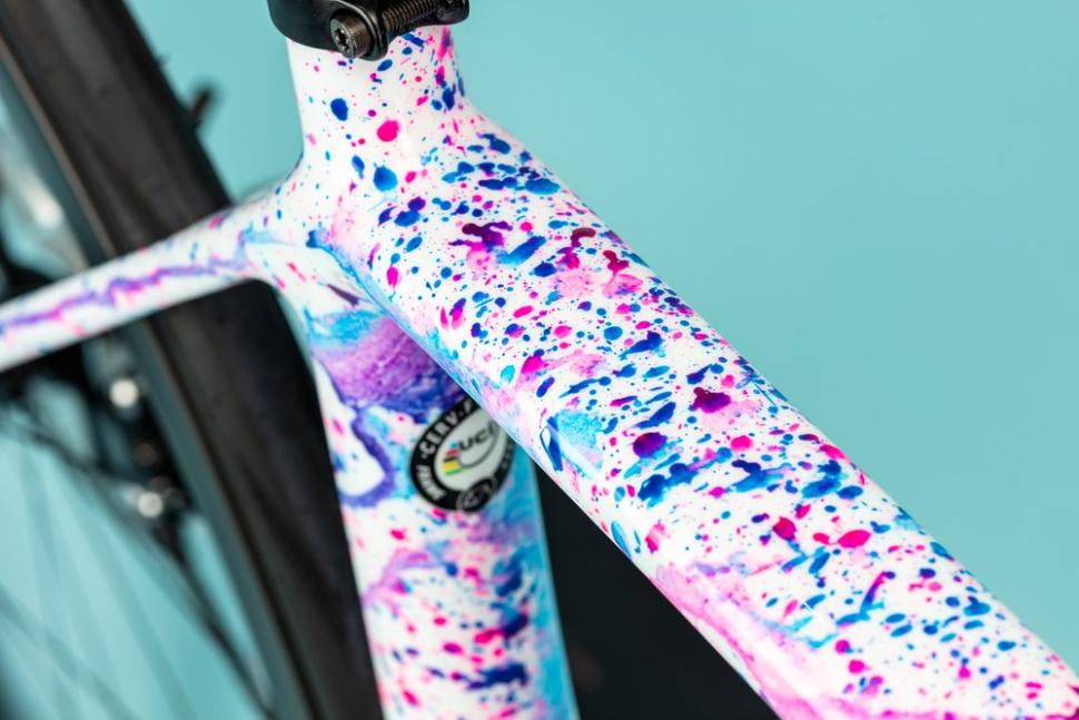 Chris Hall Cerv&eacute;lo R3 raffle 1