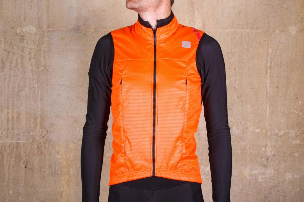 Sportful Fiandre Strato Wind Jacket.jpg