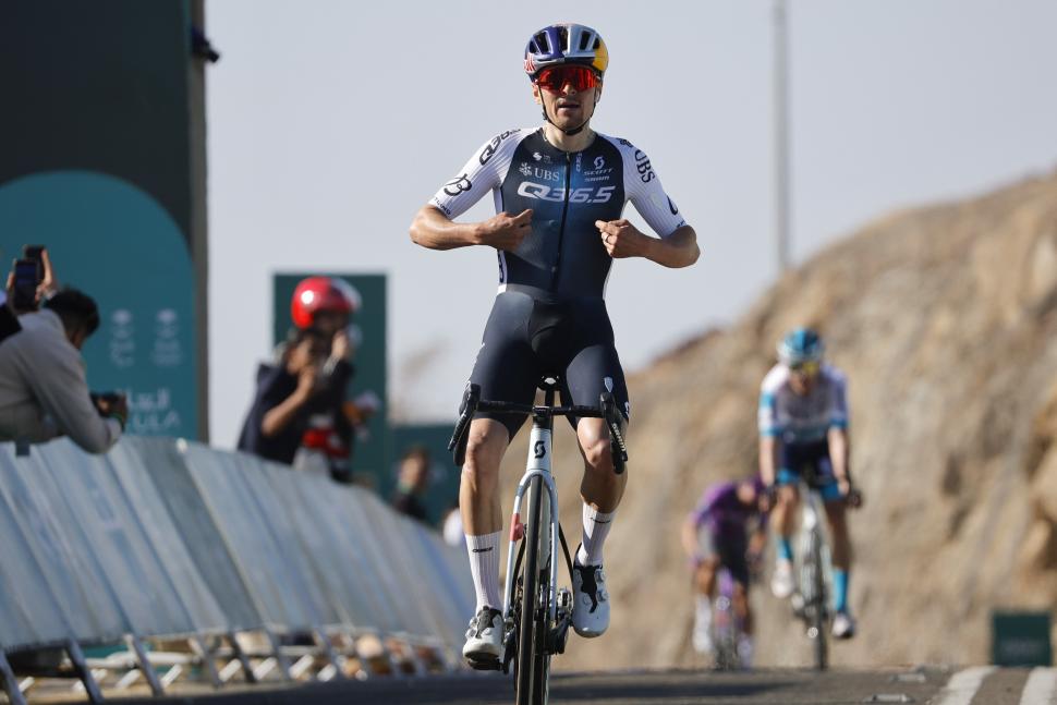 Tom Pidcock wins stage two, 2025 AlUla Tour (SprintCyclingAgency)