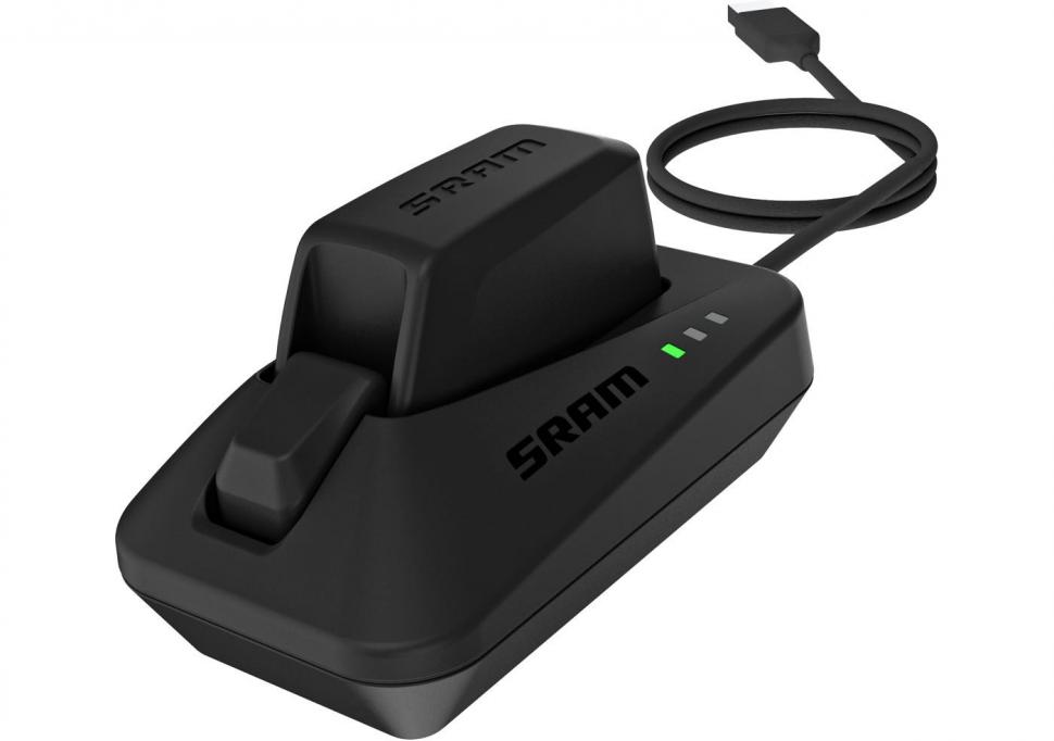 SRAM RED eTap Charger.jpg
