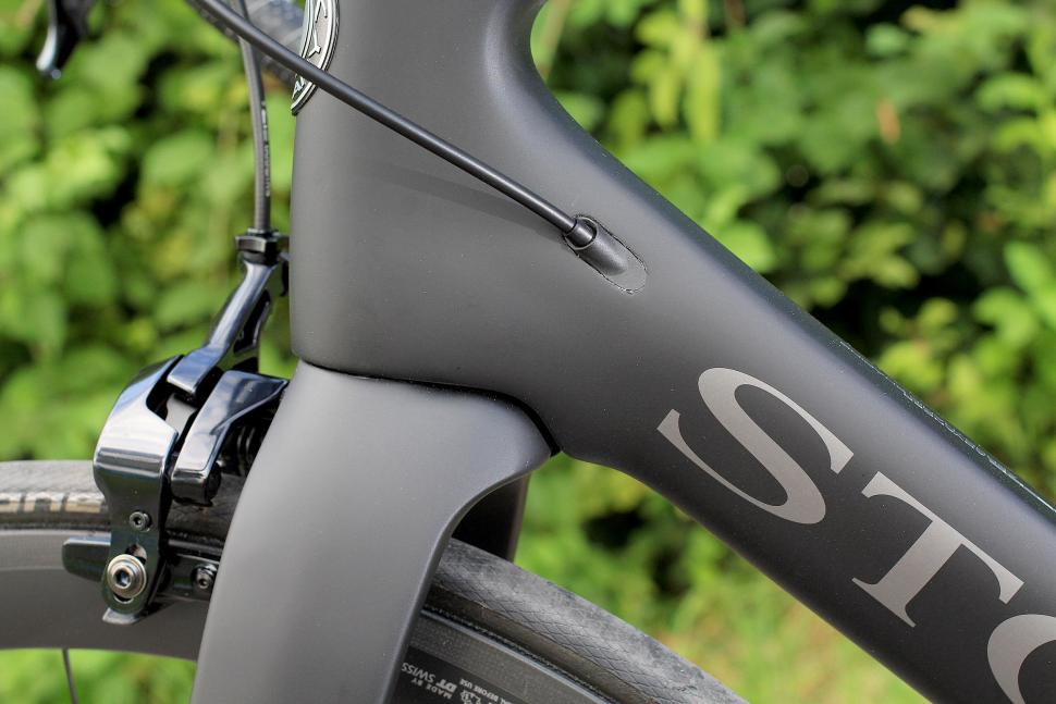 Storck Fascenario.3 - fork crown.jpg