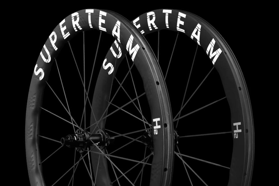 Superteam Ultra H2 6