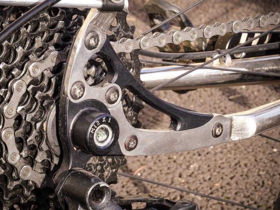 Sven Cycles Pathfinder - rear dropout.jpg