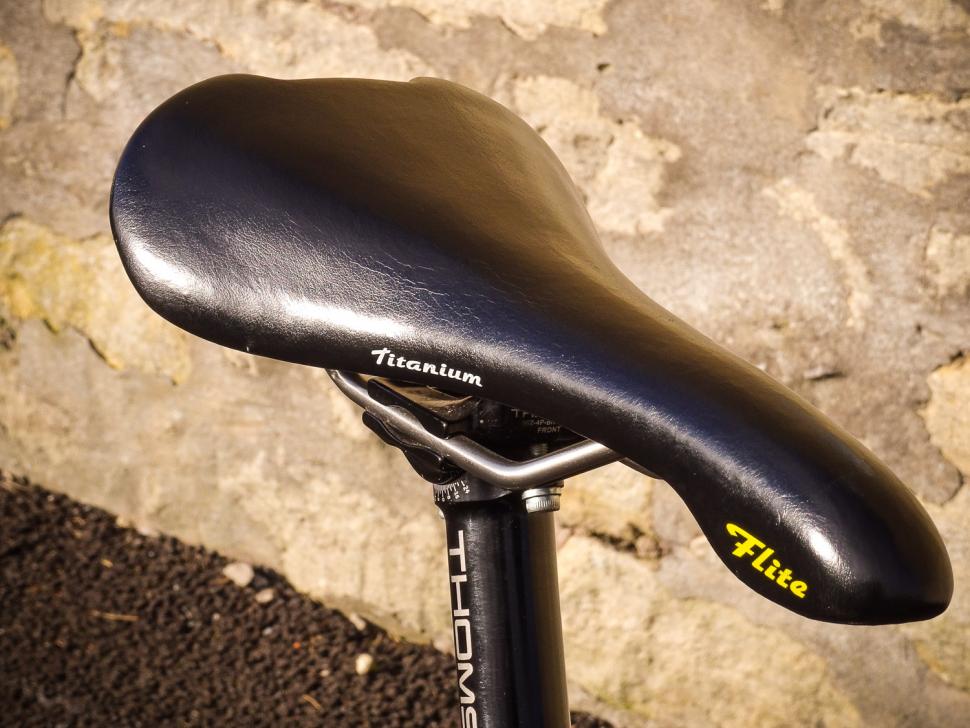 Sven Cycles Pathfinder - saddle.jpg