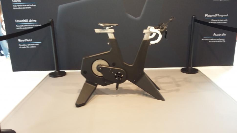 Tacx NEO Smart Bike.jpg
