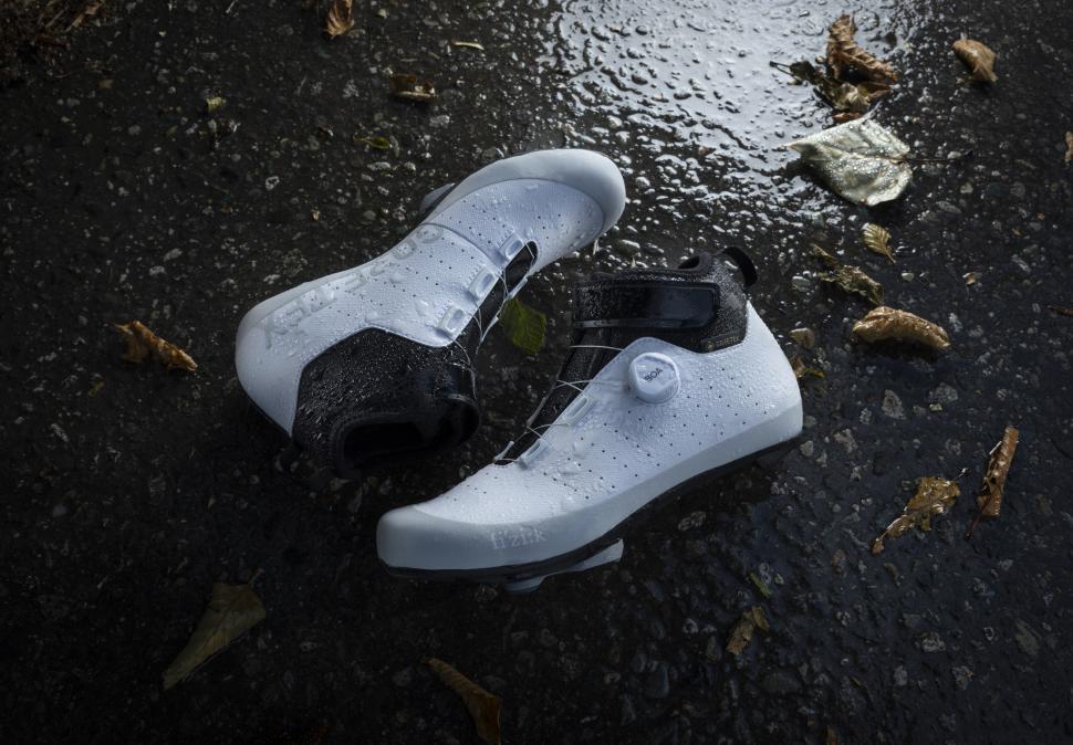 2022 Fizik Tempo Artica GTX winter road boot hero