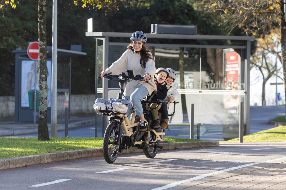 Tern GSD 3rd generation lifestyle 3