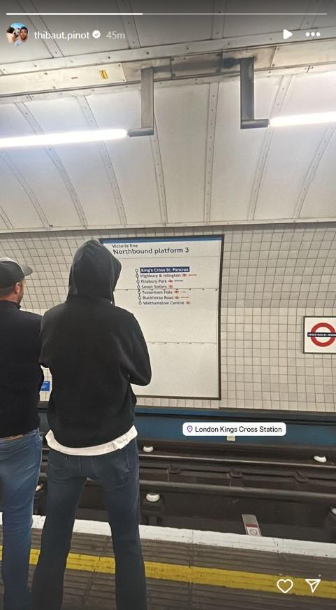 Thibaut Pinot on the tube in London (Thibaut Pinot, Instagram)