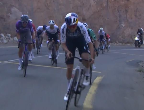 Tom Pidcock attacks to win second stage of the 2025 AlUla Tour (Eurosport)
