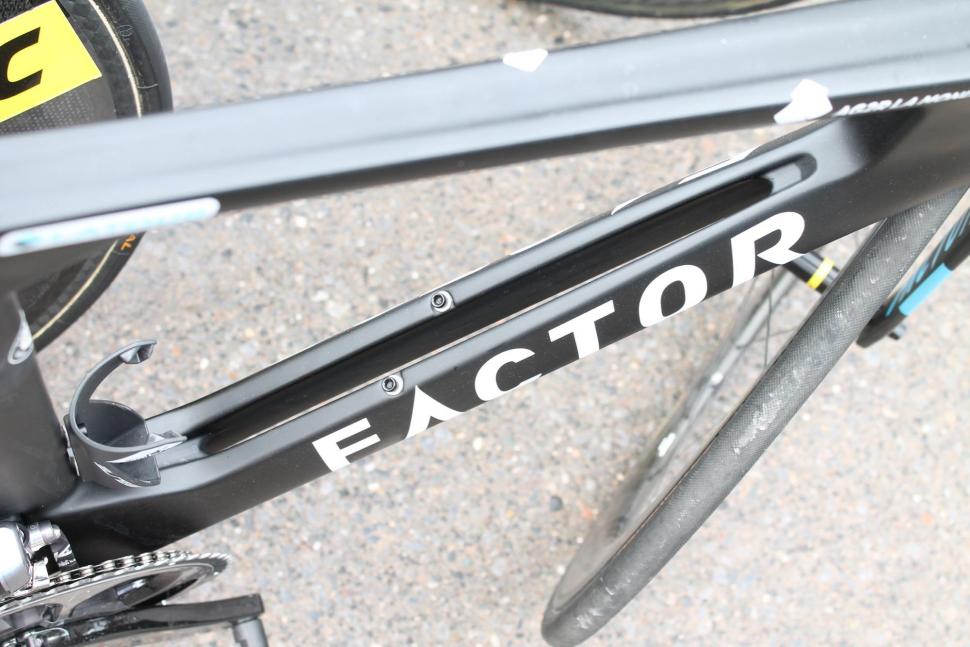 Tour de France 2017 AG2R Factor Slick - 3.jpg