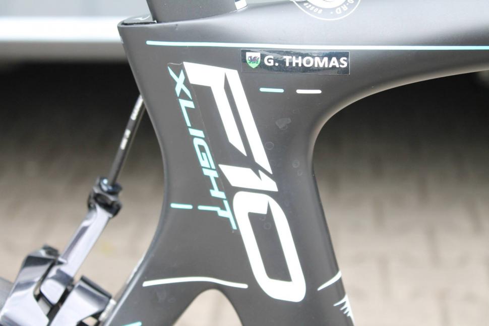 Tour de France 2017 Geraint Thomas Pinarello Dogma F10 - 6.jpg