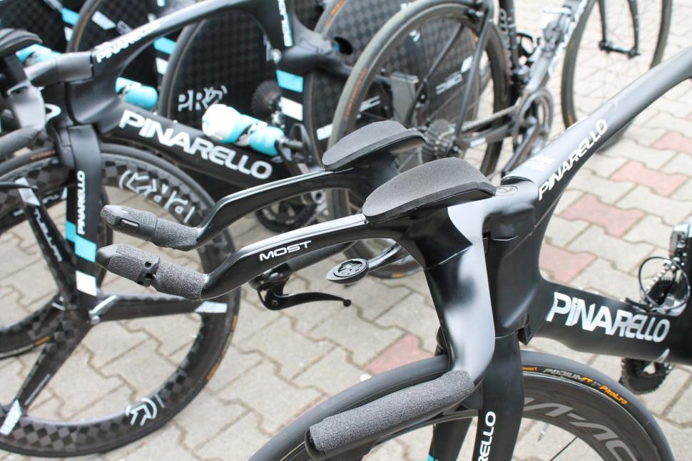 Tour de France 2017 Pinarello Bolide Chris Froome - 4.jpg