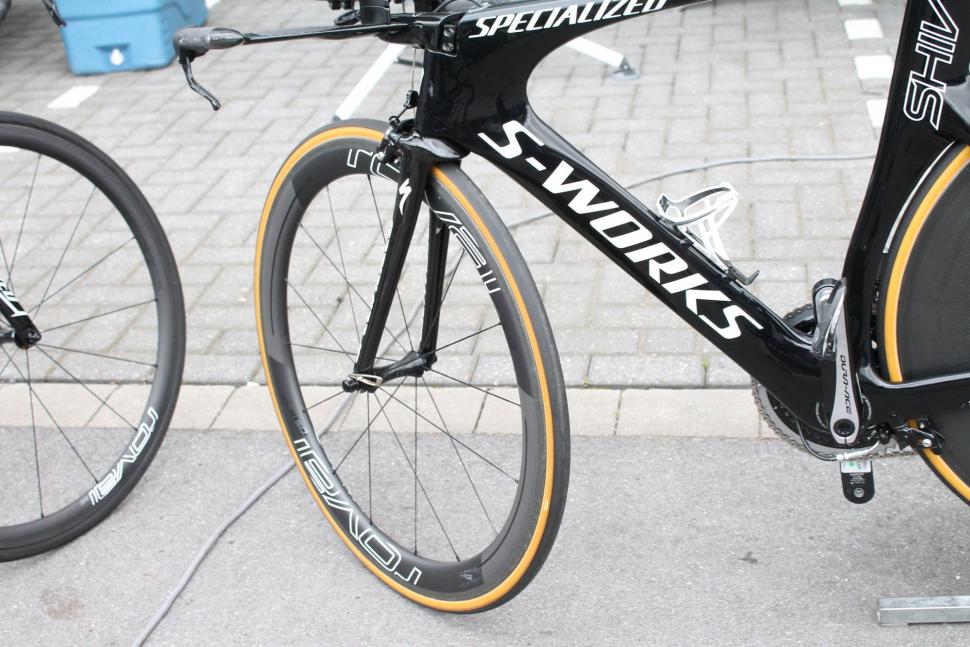 Tour de France 2017 Specialized Shiv Matteo Trentin - 3.jpg