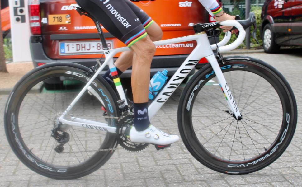 Tour de France 2019 Valverde Canyon Ultimate CF SLX - 1 (2)