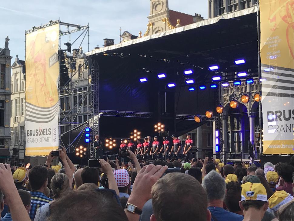 tour de france ineos team pres.JPG