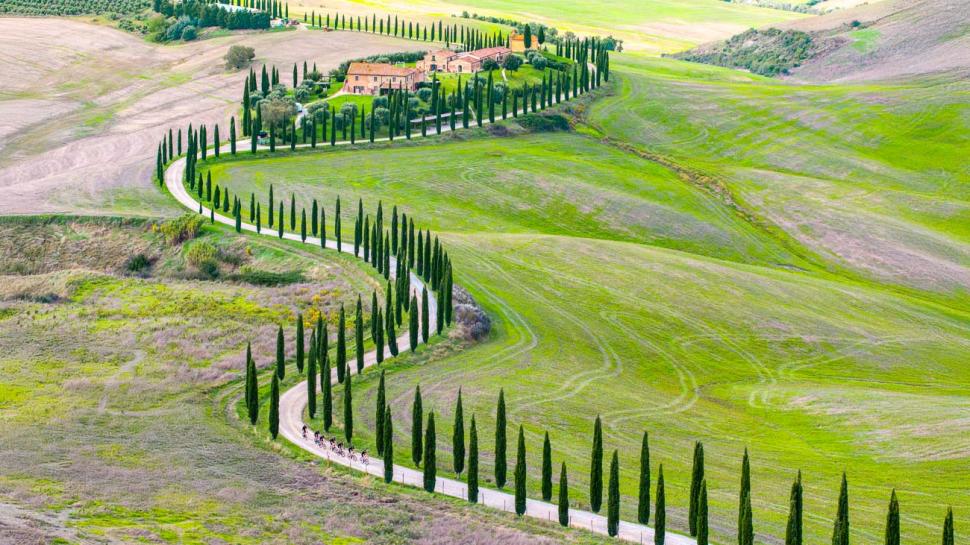 2025 Colnago Tuscany cycling holiday