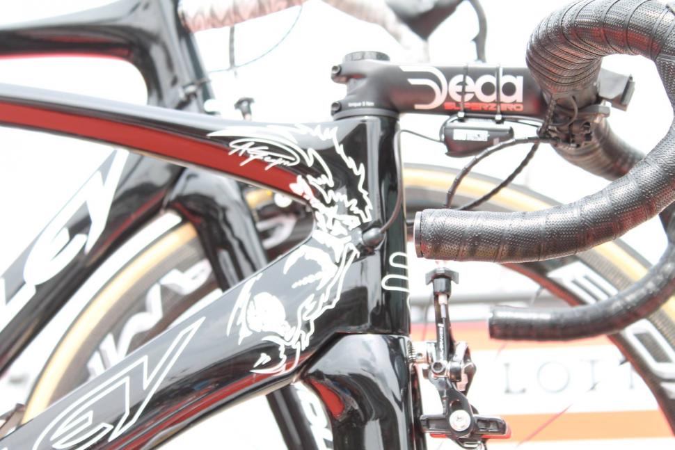 Tour Tech 2017 - Greipel Deda Superzero stem - 1.jpg