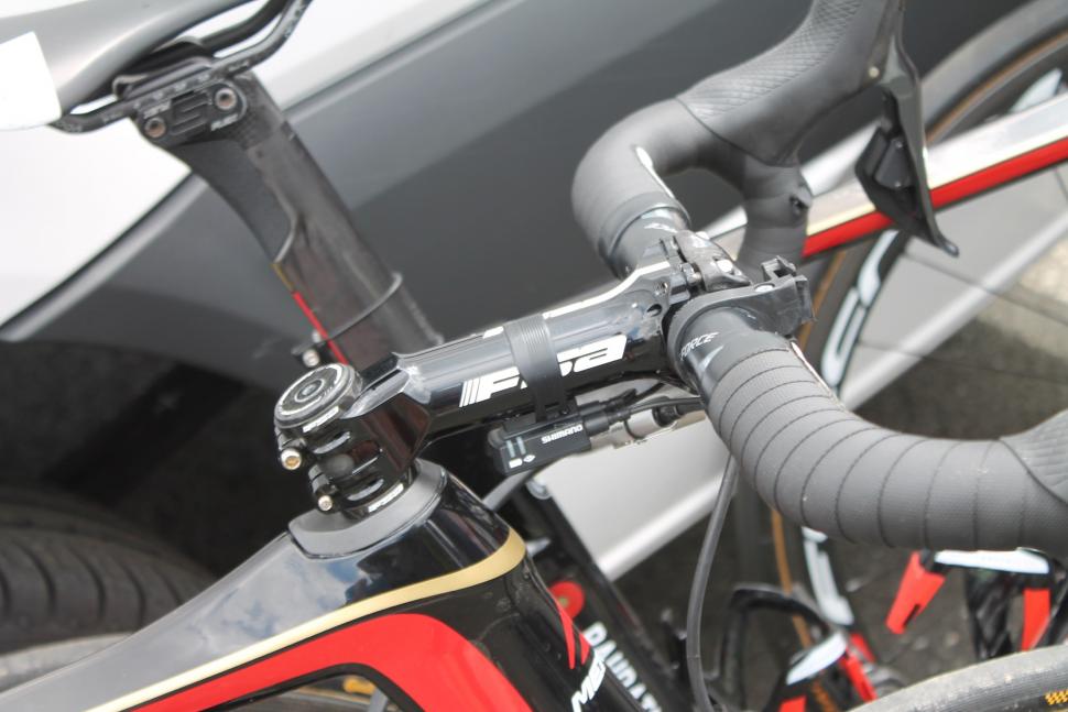 tour_de_france_2018_-_haussler_stem_bahrain_merida_-_1.jpg