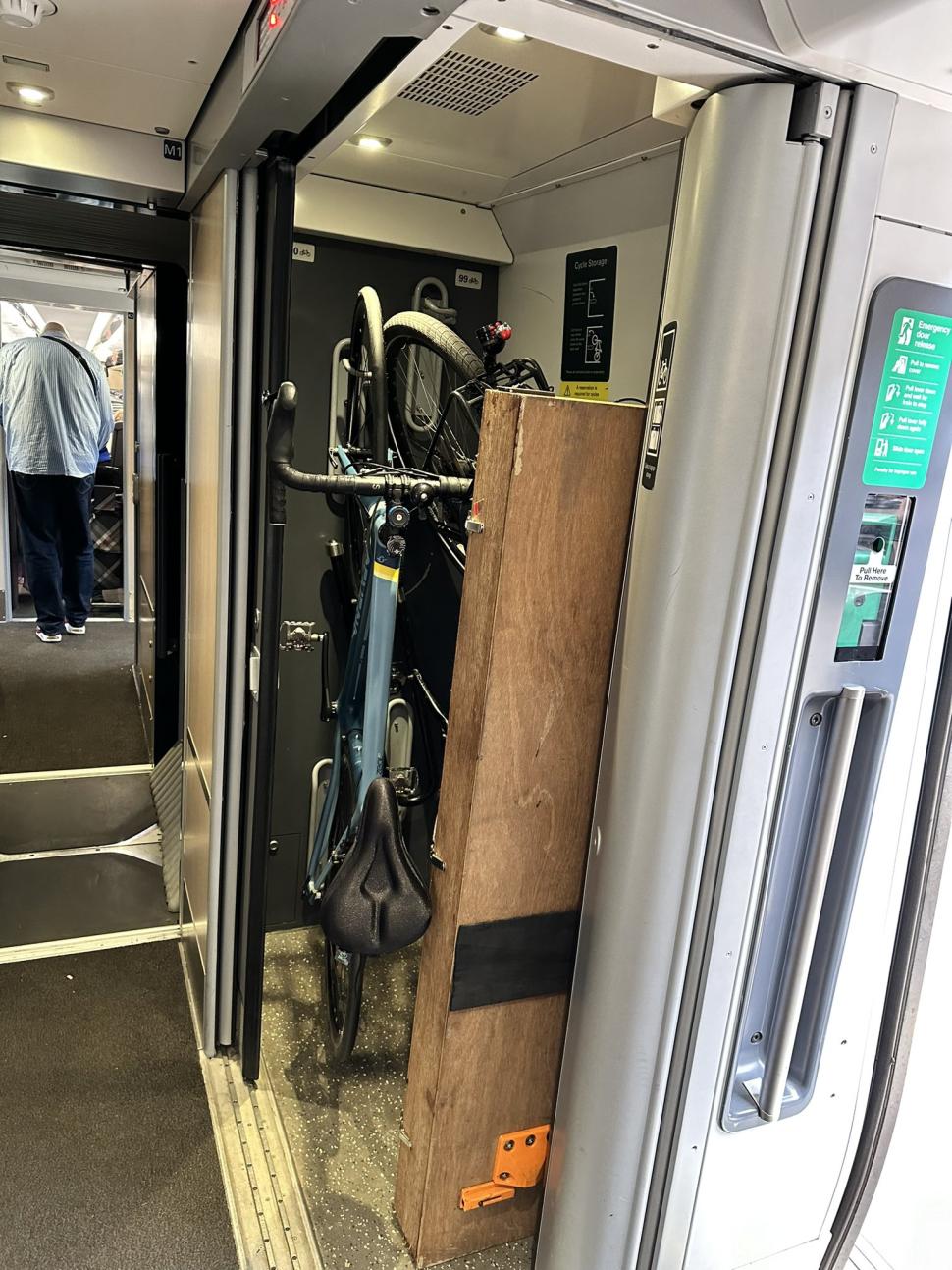 CyclingMikey's "utter disgust" at train storage (CyclingMikey/Twitter)