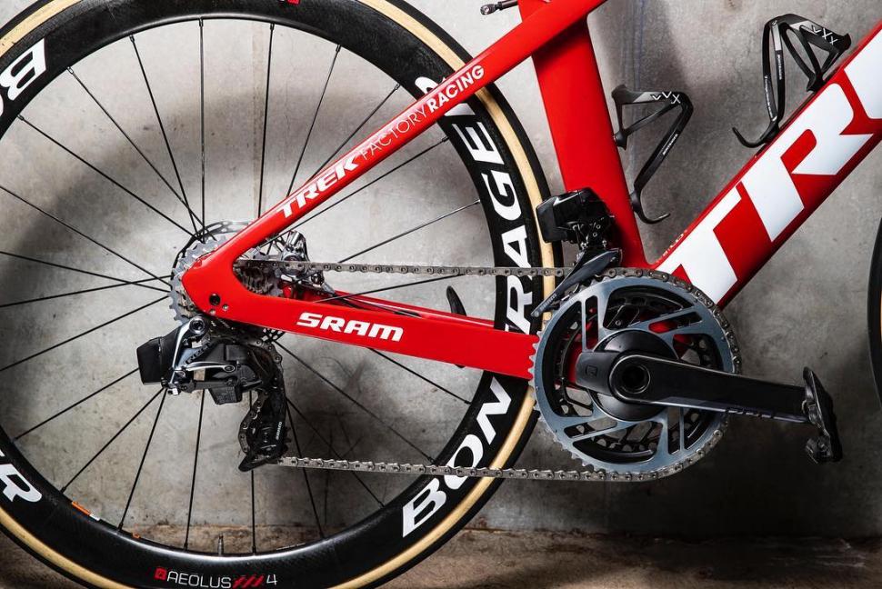 trek 2019 team bike1