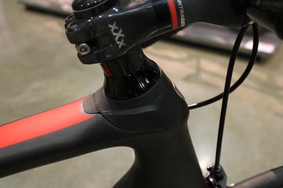 Trek Domane SLR 9 ETAP 1 2017 - 1.jpg