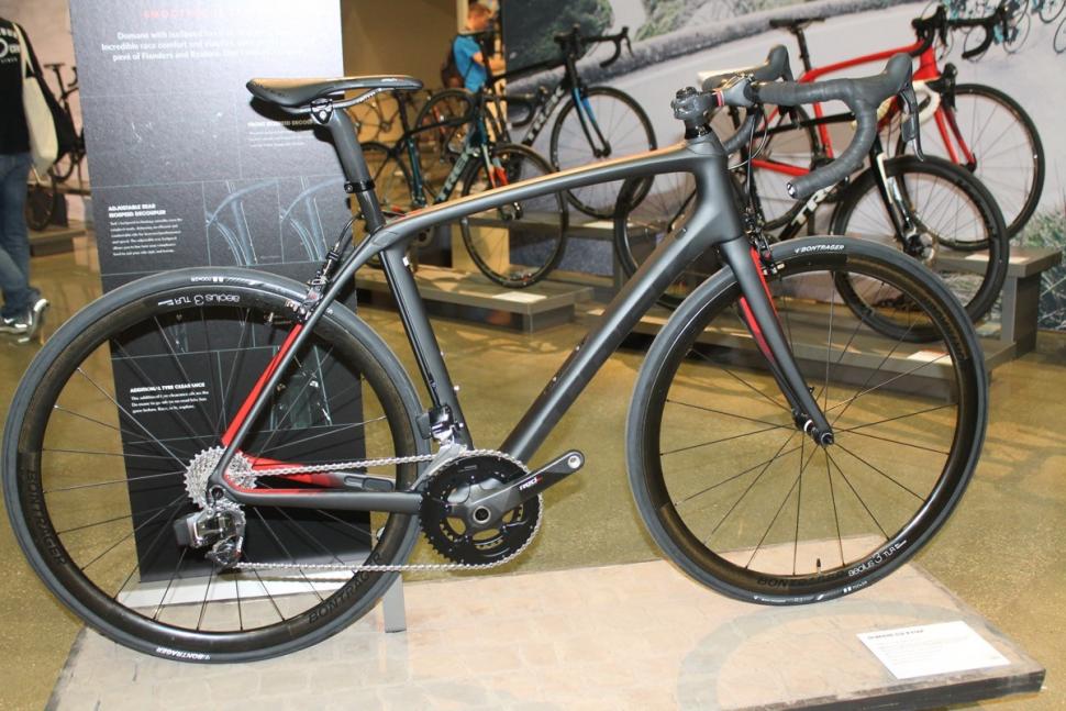 Trek Domane SLR 9 ETAP 2017 - 1.jpg