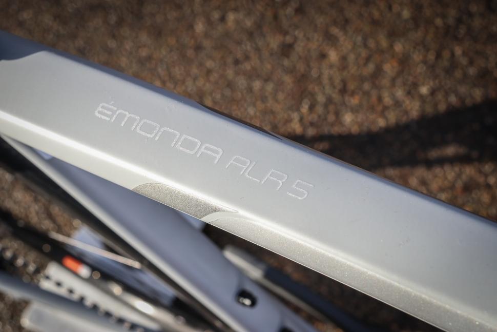 Trek Emonda ALR5 - top tube.jpg
