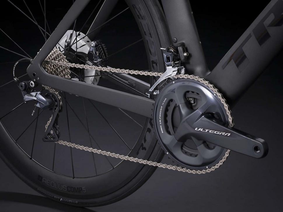 Trek Madone SL 6 Disc - 9.jpg