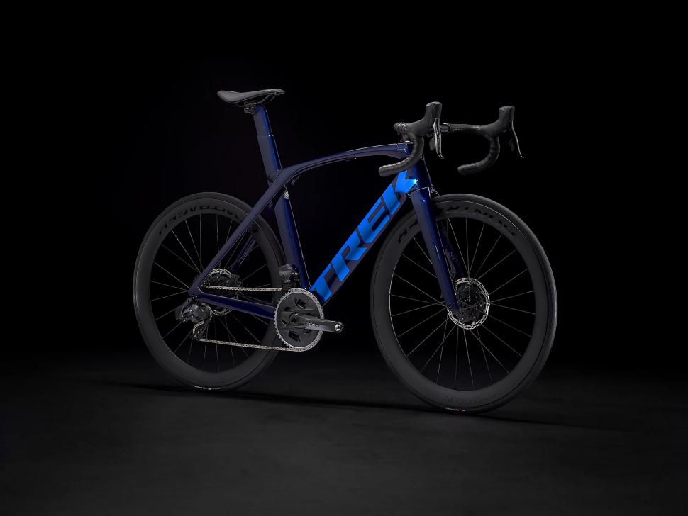Trek Madone SL 7 2022 1