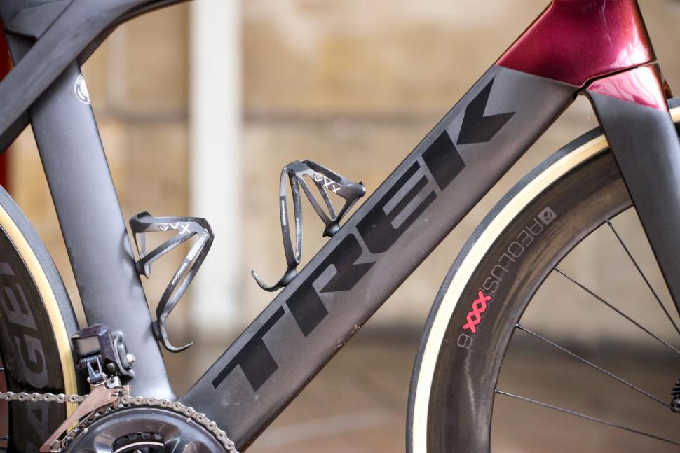 Trek Madone SLR 9 Disc Project One - downtube.jpg