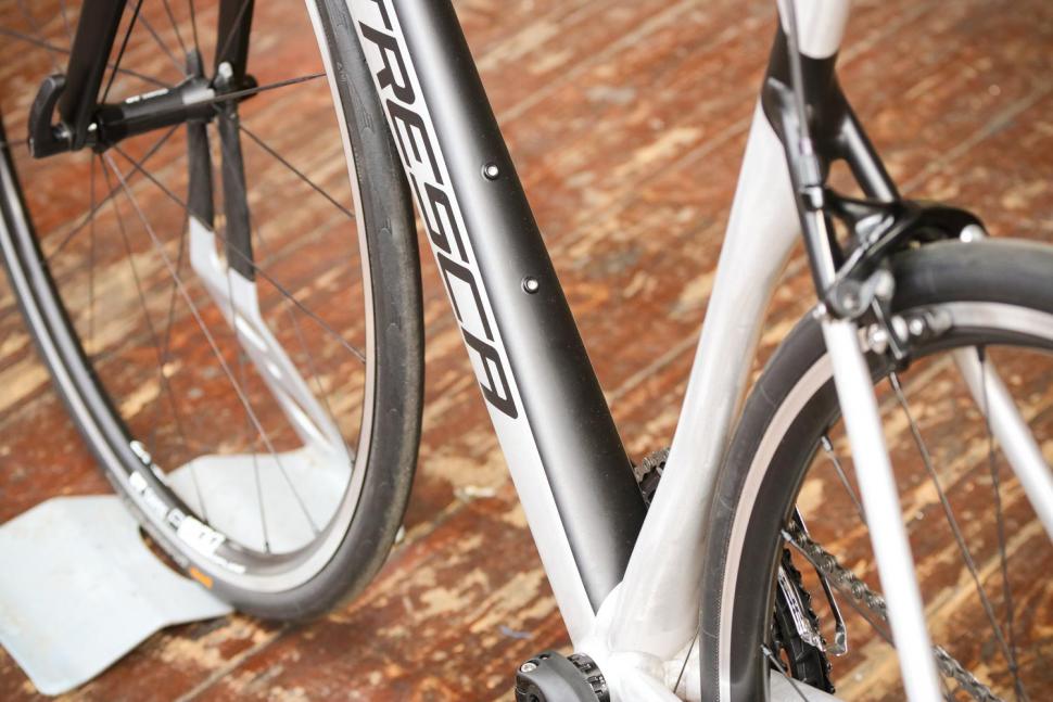 Tresca TCA-1 - down tube shape.jpg