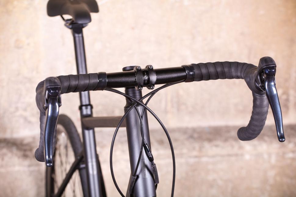 Triban RC 500 - bars.jpg