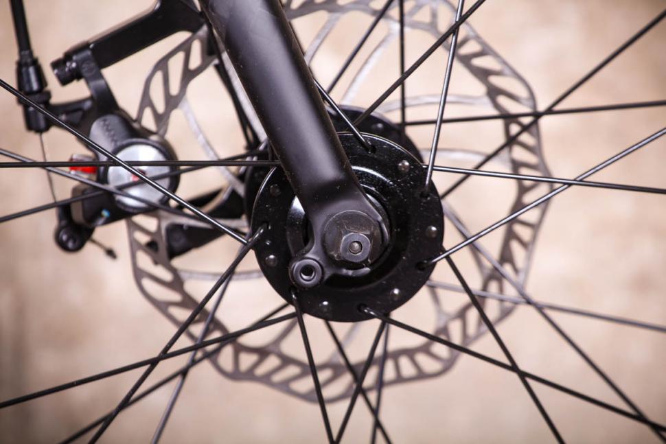 Triban RC 500 - fork detail.jpg